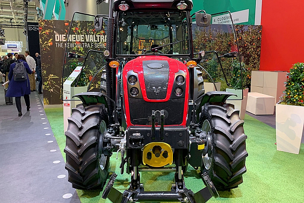 Финcкий производитель Valtra представил новую серию тракторов